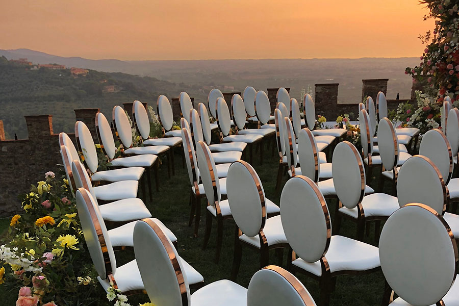 Castle wedding in Tuscany, Italy
